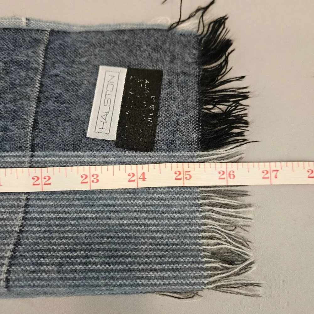 Halston Lambswool Scarf Blue Grey Striped Colorblock Fringe Winter  Unisex